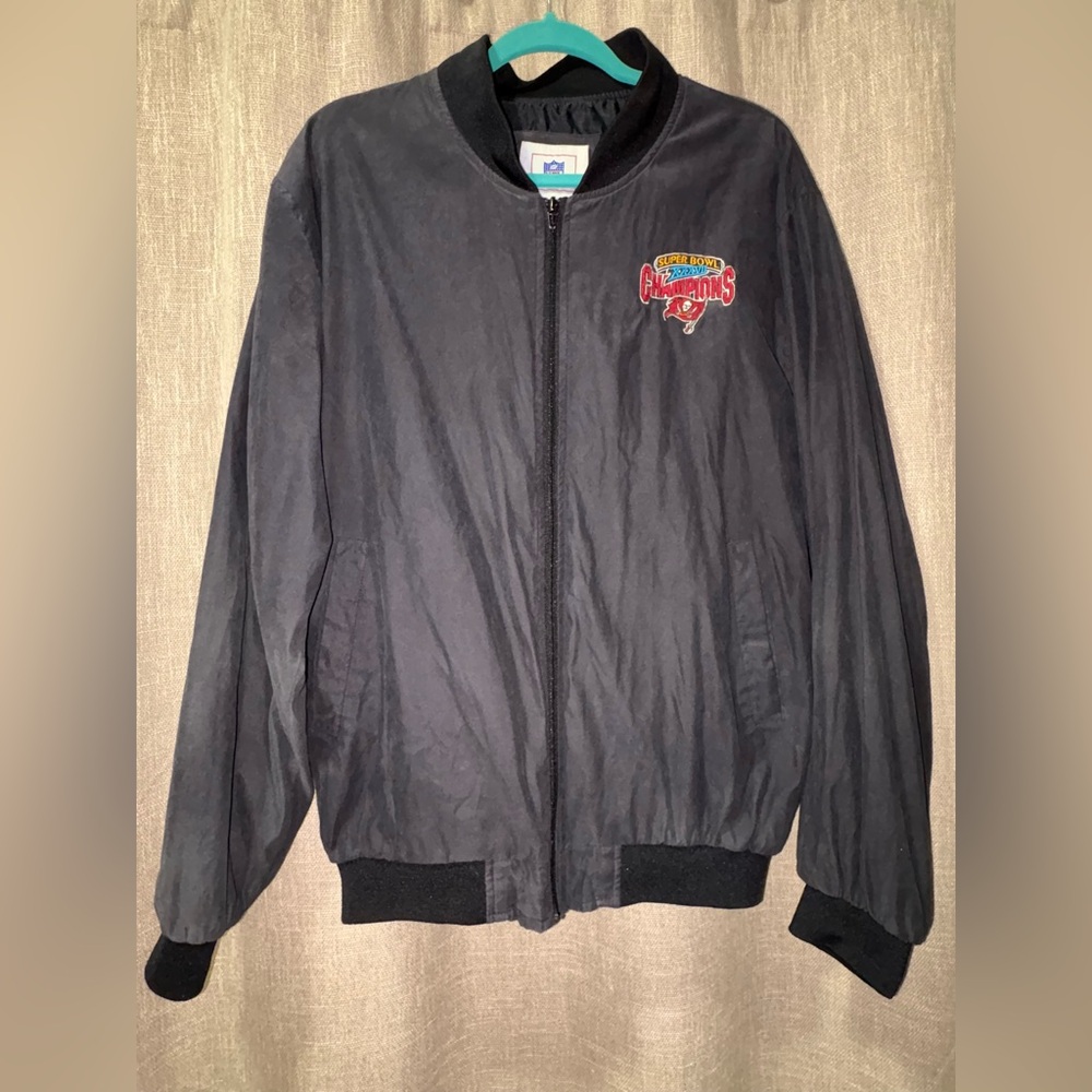 NFL Super Bowl XXXVII 2003 Tampa Bay Buccaneers Mens Lightweight Jacket Sz M